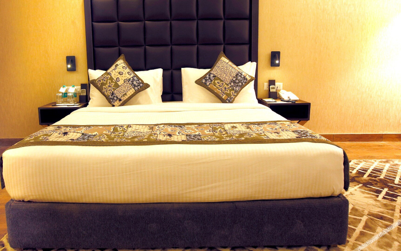 Bedroom 2, The Fern Residency Noida, Gautam Buddha Nagar