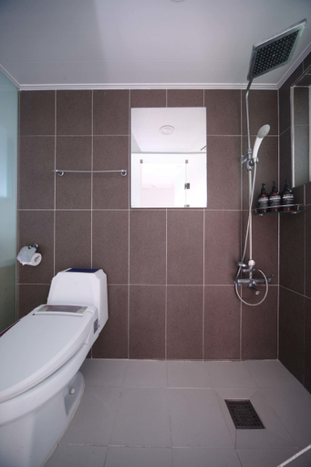 Bathroom 4, The South Sea, SPA Hill pension, Namhae