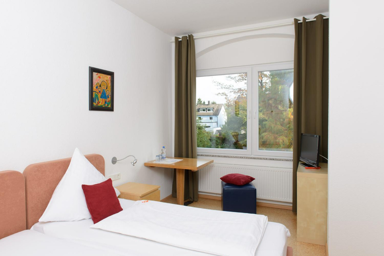 Bedroom 3, Hotel INNsel26, Oberhausen