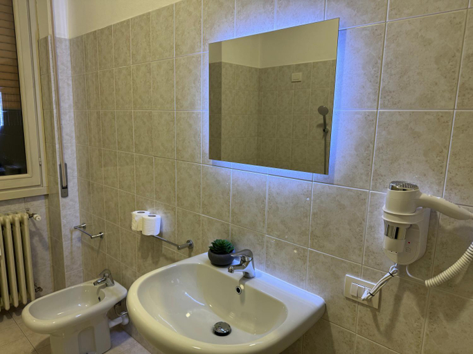 Bathroom 4, FEEL - Bellavista Suites, Bergamo