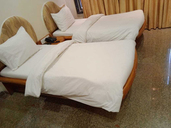 Others 3, Hotel Shripad Continental, Amravati