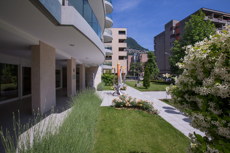 Others 5, Sunrise House, Lugano