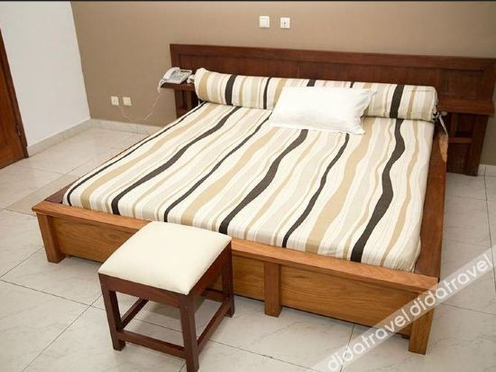 Others 3, Acropole Hotel, Cotonou