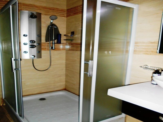 Bathroom 3, St. Regis Hotels & Resorts, Ikpoba-Okha
