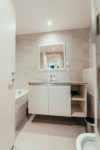 Bathroom 2, Belgrade Waterfront Premium, Belgrade