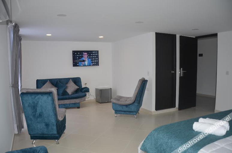 Others 5, Santa Lucia Luxury, Socorro