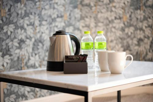 Others 3, Number25 Hotel Daechung, Jung