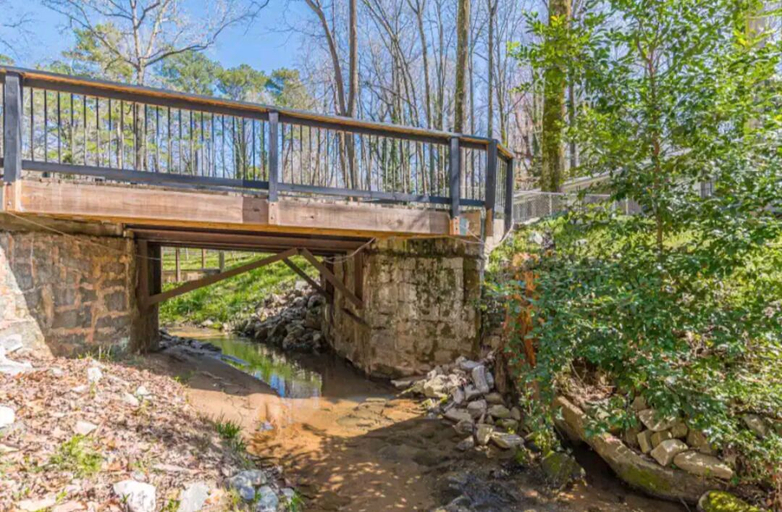 Others 3, The Sweet Creek Luxurious Villas, Fulton