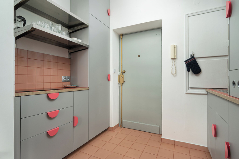 Private kitchenette 2, RentPlanet - przy Placu Zbawiciela, Warsaw