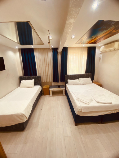 Others 5, Hotel Diva, Fatih