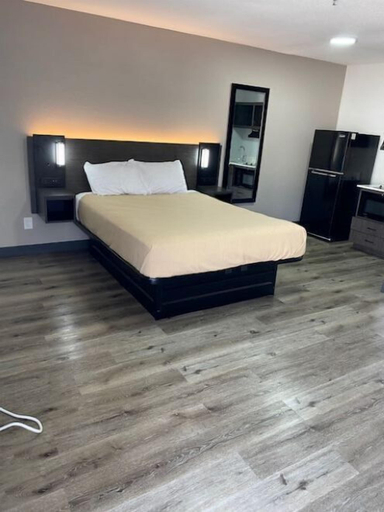 Room 3, Southern Suites Columbus, Muscogee