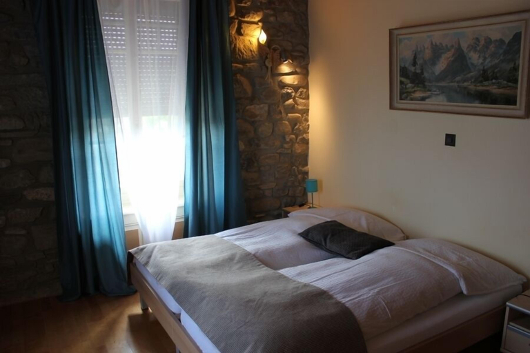 Others 3, Hotel Restaurant L'Acacia, La Sarine