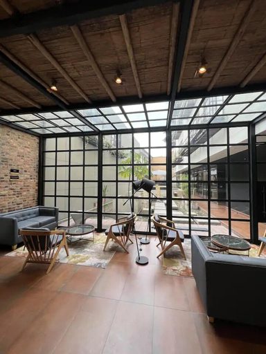 Others 5, R6 / Amplió loft en la Candelaria, Santafé de Bogotá