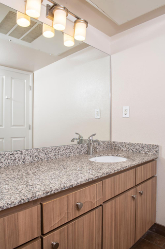 Bathroom 3, Worldmark Las Vegas Boulevard, Clark