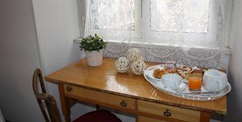 Others 4, Marvi Hotel, Rome