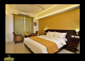 Others 4, Hotel Town Tower, Thiruvananthapuram