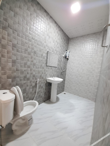Bathroom 3, WICKET WHITE VILLA, Photharam