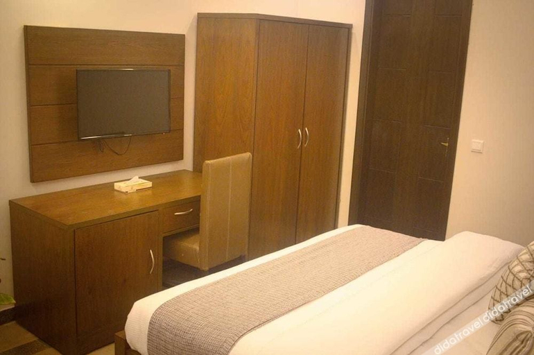 Bedroom 2, Zifan Hotel & Suites, Karachi