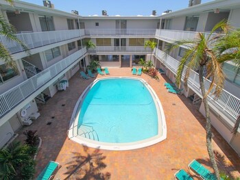 Others 5, Sandalwood Beach Resort, Pinellas