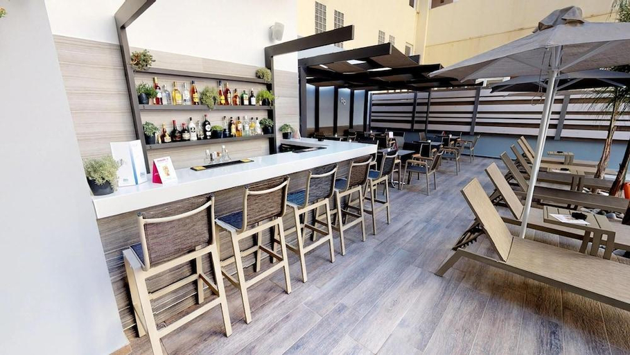 Food & Drinks 3, Medusa apartments, Crete