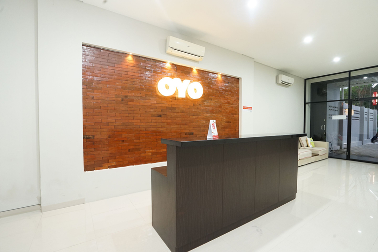 Others 5, Capital O 449 The Colins, Surabaya