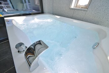 Others 3, Sokcho Lasso Pool Villa Pension, Sokcho