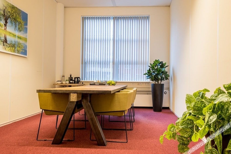 Others 2, Nero Office Hotel & City Cafe, Roermond