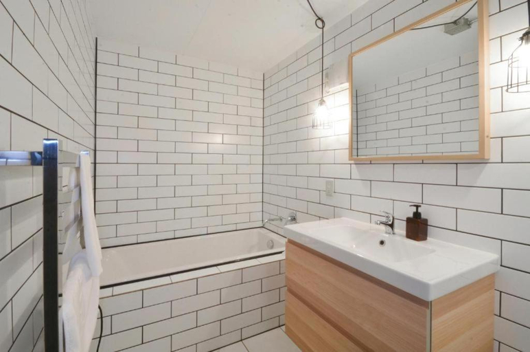 Bathroom 3, Hakuba Huset, Hakuba