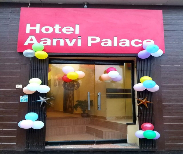 Exterior & Views 2, Hotel Aanvi Palace, Varanasi