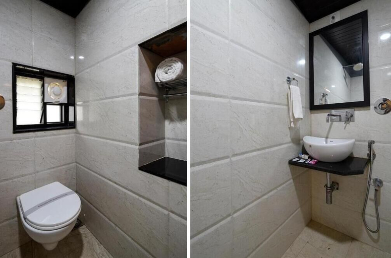 Bathroom 5, Hotel Agroha, Sirohi