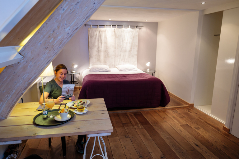 Bedroom 2, t Veerhuys, Buren