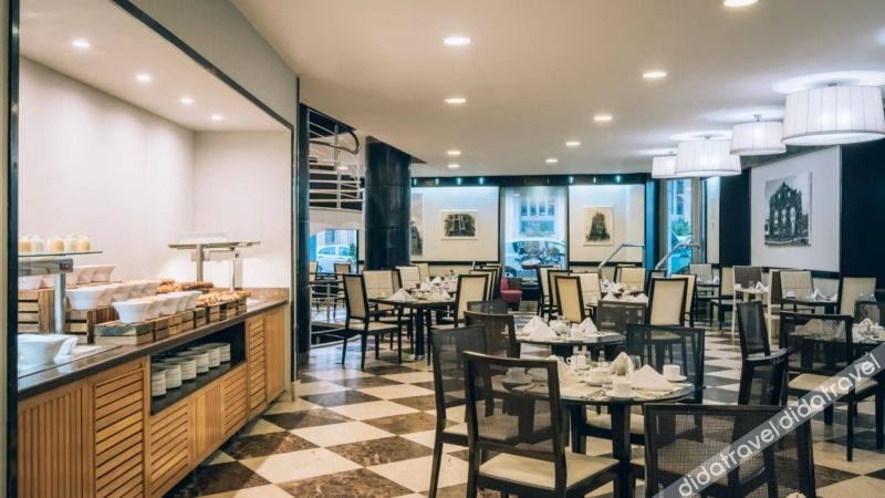 Others 3, Iberostar Selection Parque Central, Centro Habana