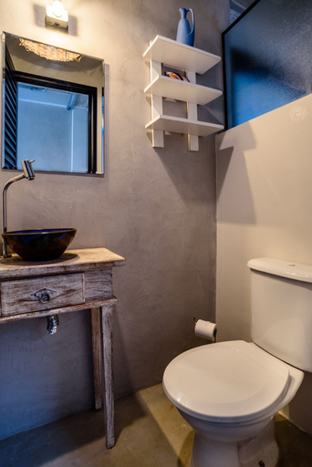 Bathroom 2, Casa do Bambu, Ilhabela
