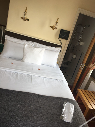 Bedroom 2, The Leeson Lodge, Dublin