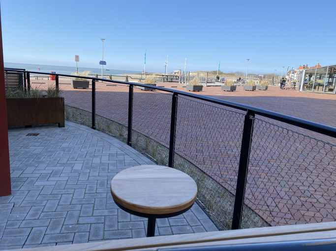 Others 5, Boulevard 17, Vlissingen