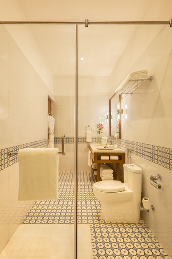 Bathroom, amã Stays & Trails, Braganza House - Goa, North Goa