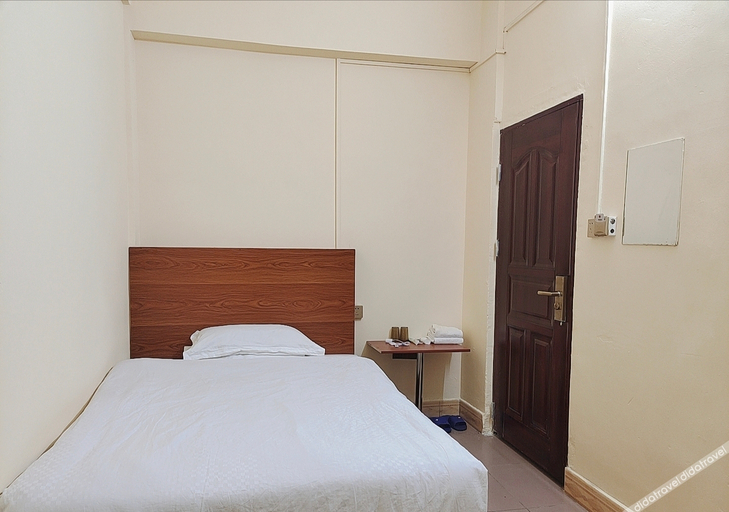 Bedroom 5, Happy Hotel, Shenzhen