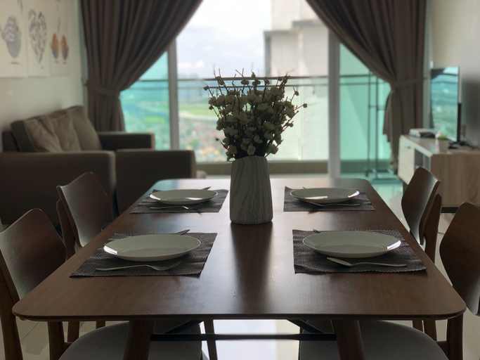 Others 4, Paragon Suite By Antlerzone, Johor Bahru