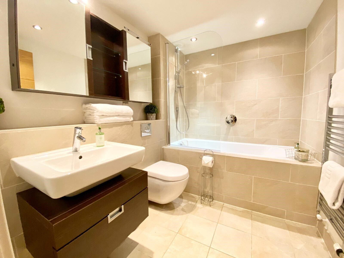 Bathroom 3, Quartermile Apartments, Edinburgh