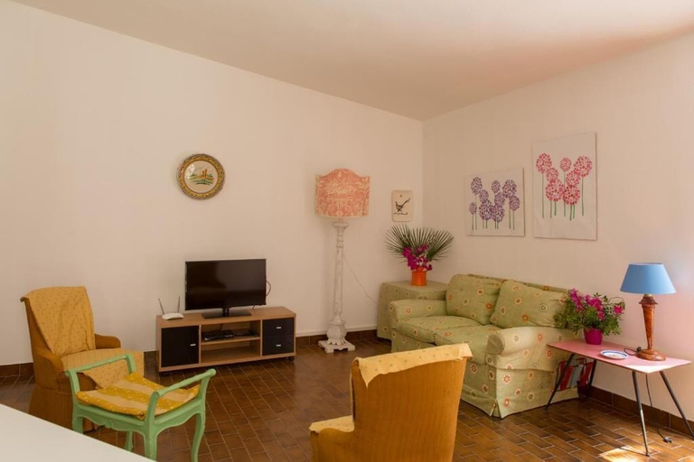 Room 5, Hotiday Apartments Case Bianche, Nuoro