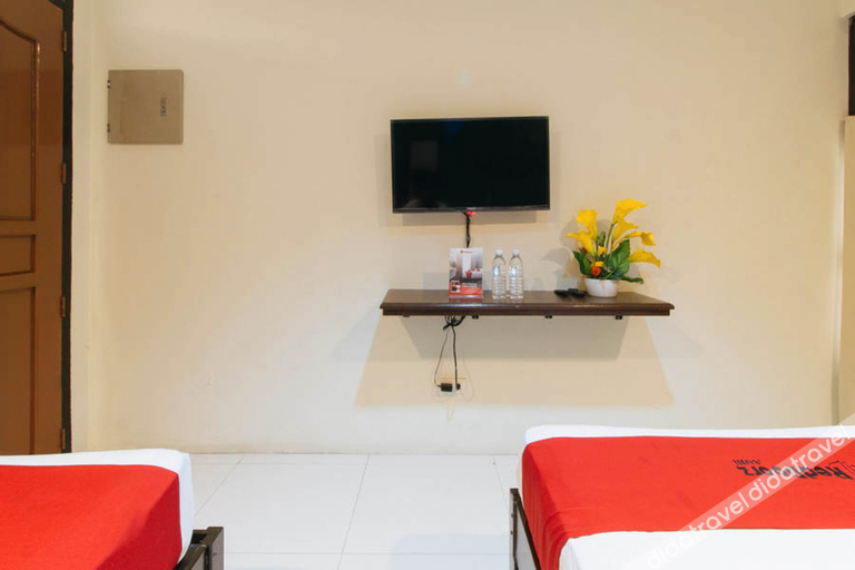 Bedroom 3, RedDoorz @ Balay Hiraya Apartment, La Carlota City