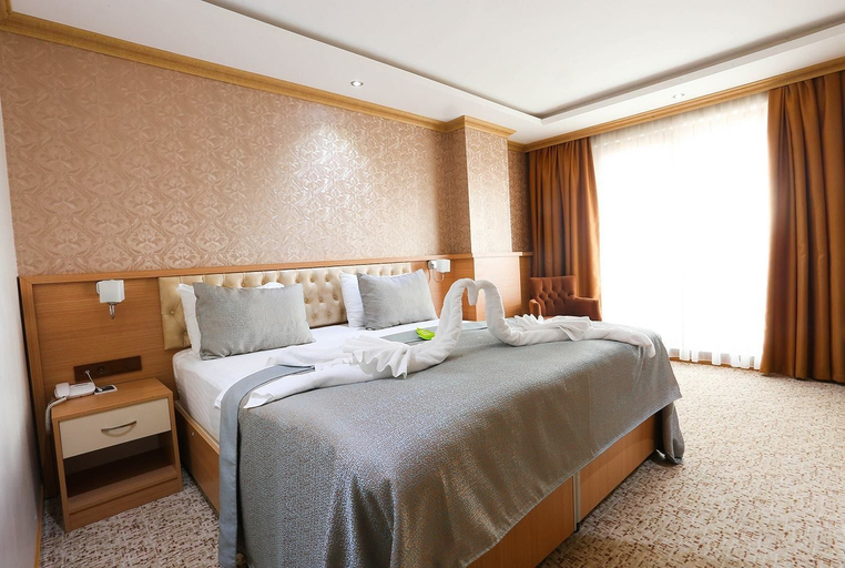 Others 5, Grand Pasabey Otel, Merkez