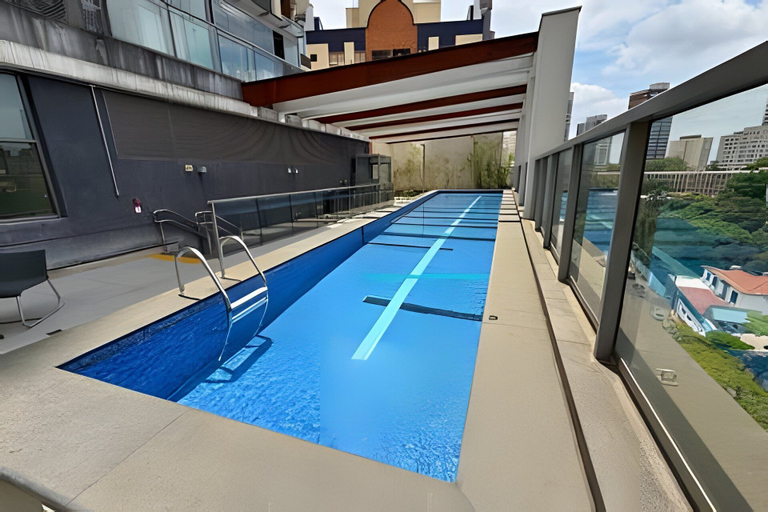 Pool 2, Dommy, São Paulo