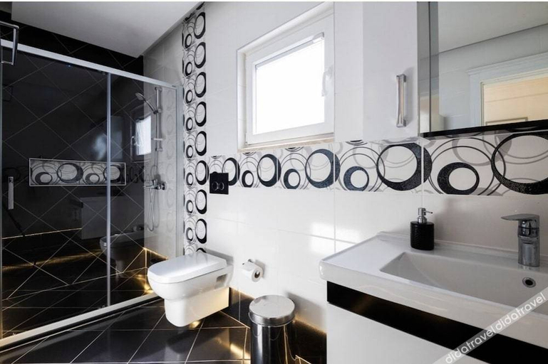 Bathroom, Kışla Villas, Kaş