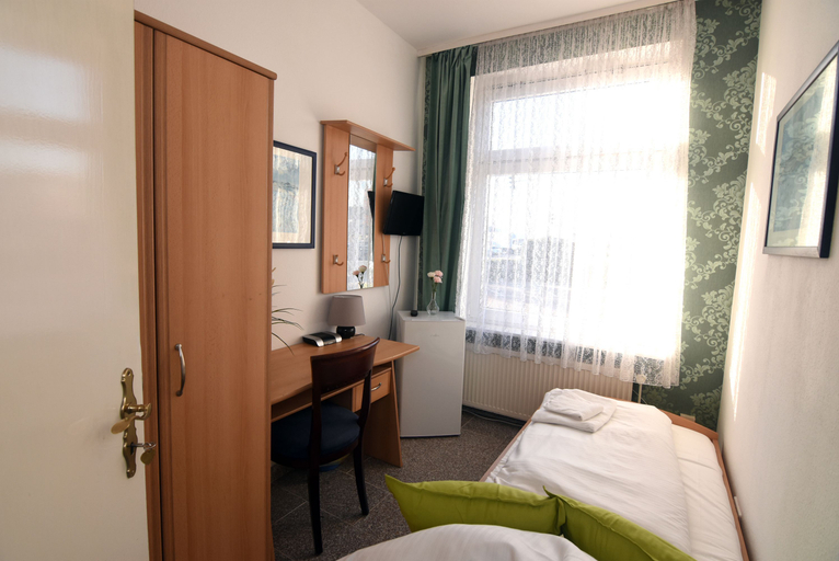 Others 4, Hotel Ena, Region Hannover