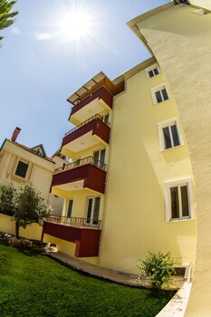 Others 3, Misa Pansiyon Apart, Kuşadası