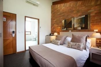 Others 5, Hunter Valley Hotel Academy, Cessnock