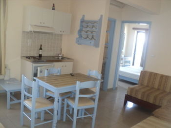 Others 2, Mandy Suites, Crete