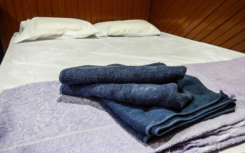 Bedroom, Paya Debloc Village, Mersing