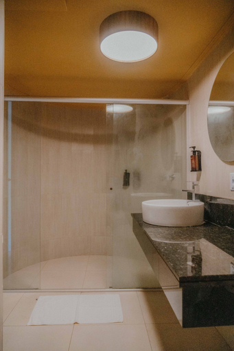 Bathroom 3, Selina Foz, Foz do Iguaçu